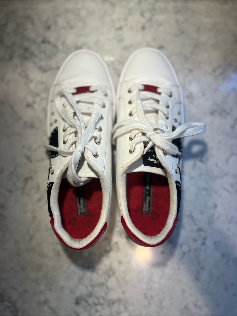 Disney X Aldo Party Mickey Sneaker Lunar New Year Collection White Size 7 1/2 - Picture 4 of 16